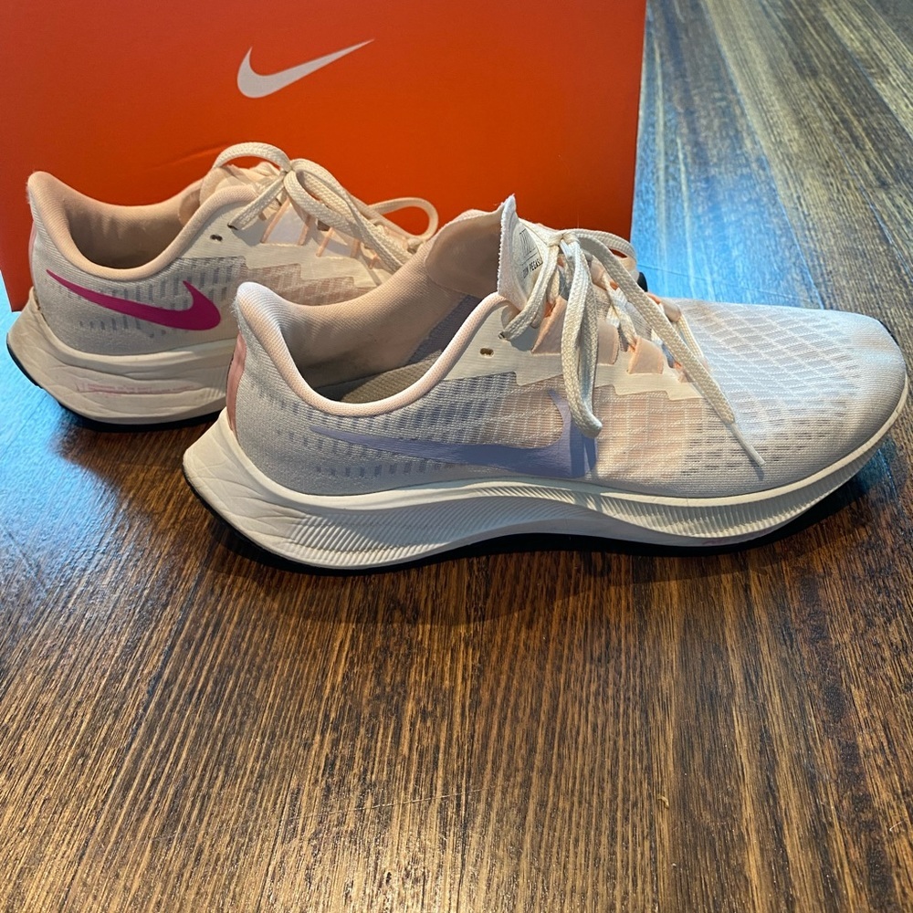 Nike Air Zoom Pegasus 37 - Picture 5 of 13